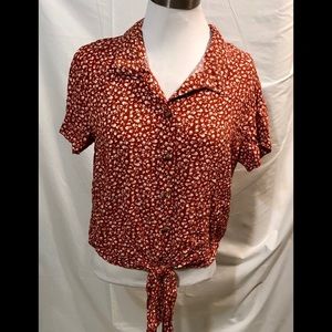No Boundaries Rust & White Printed Button Front Top